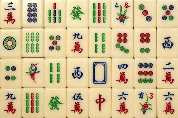 2025年02月15日哪个方位财运好